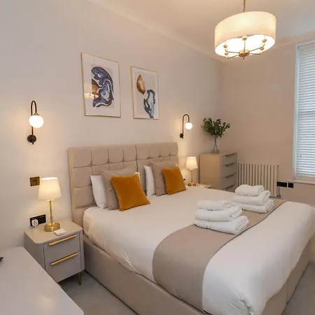 The Salisbury 2 Bedroom Deluxe