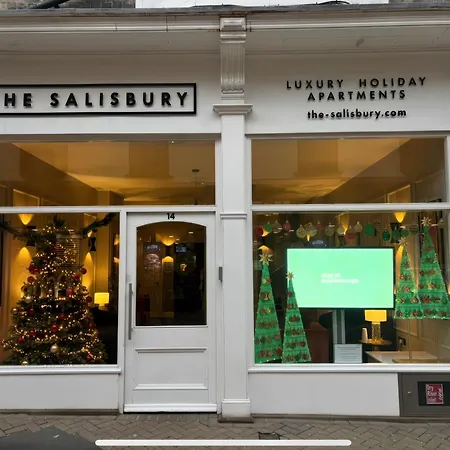 The Salisbury 2 Bedroom Deluxe Lägenhet *